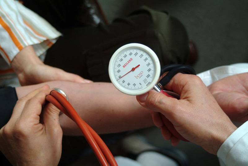 اندازه گیری اشتباه فشار خون