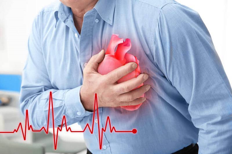 حمله قلبی از دلایل مهم درد قفسه سینه